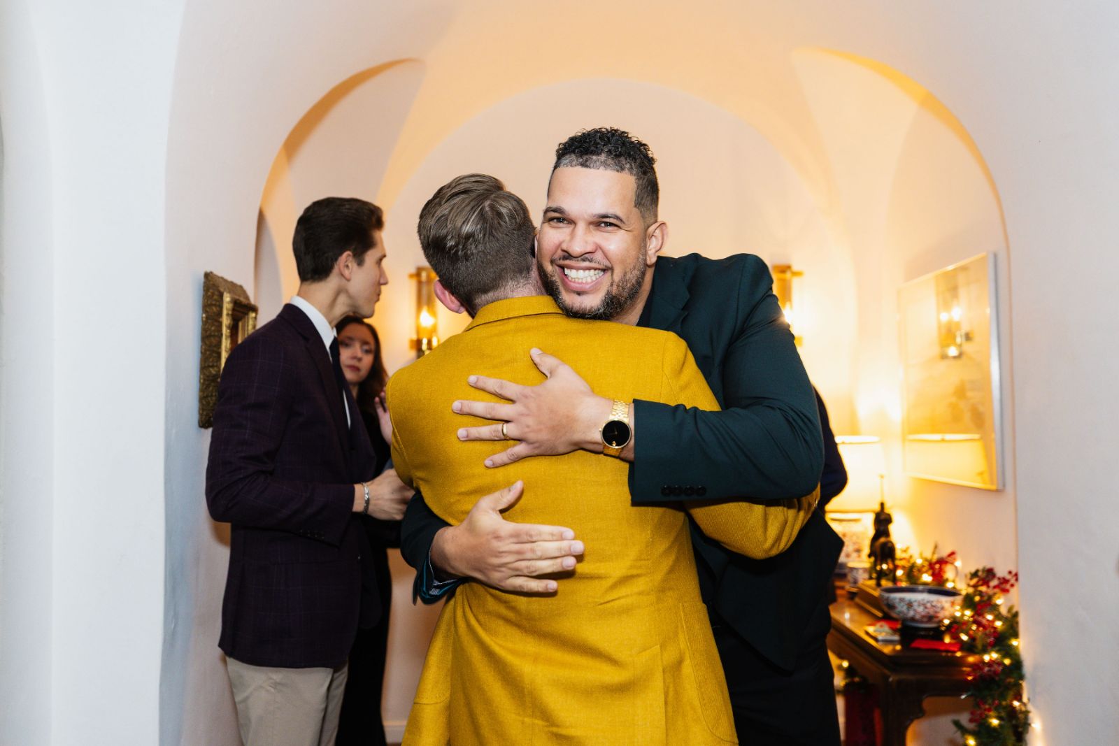 Family Christmas celebration photography capturing festive moments in Oakland Bay Area by JY Studio