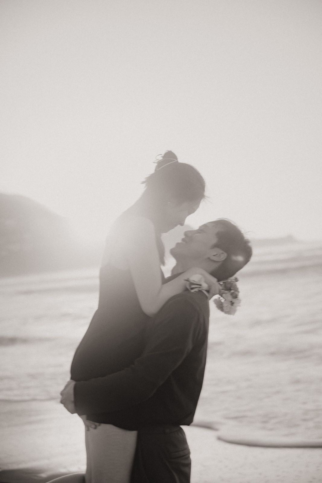 San Francisco engagement photography with cinematic aesthetic for genuine romantic moments